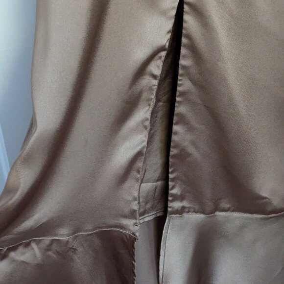 Show Me Your Mumu Claire Midi Dress - Dune Luxe Satin / Mocha Mousse - Picture 5 of 6